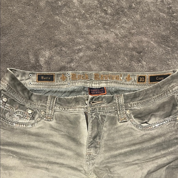 Boris Rock Revival Antiqued Grey Crop Jeans - Picture 2 of 5